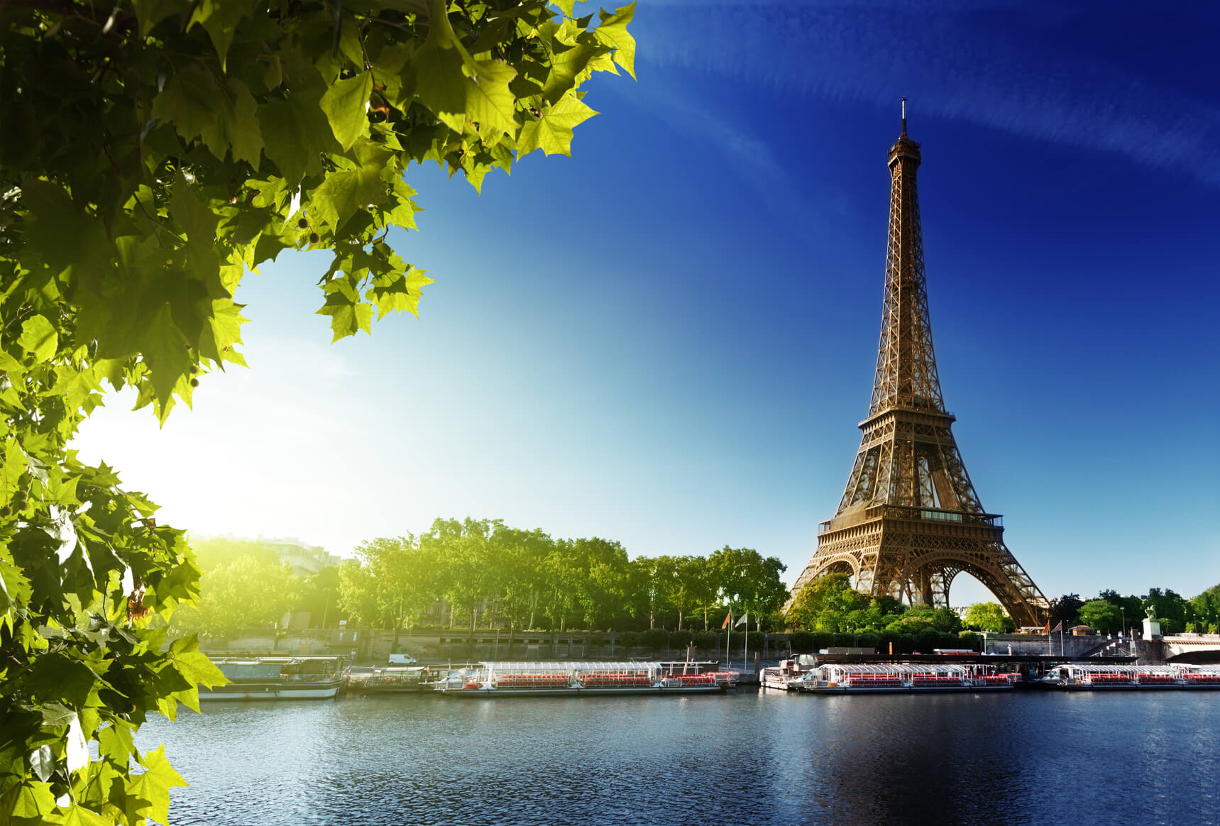 Flight deals from US cities to Paris, France | Secret Flying