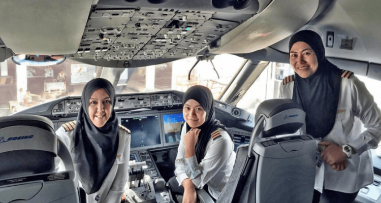 Flight Crew Land PLANE in Country Where They’re Forbidden from Driving | Secret Flying Flight Crew Land PLANE in Country Where They’re Forbidden from Driving | Secret Flying