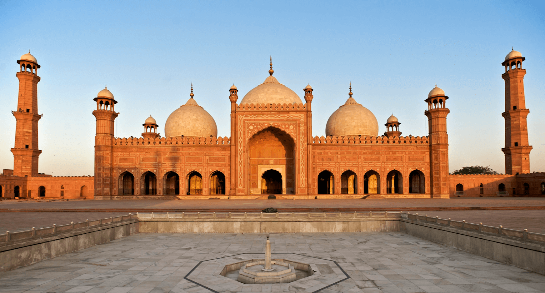Flight deals from many UK cities to Lahore, Pakistan | Secret Flying