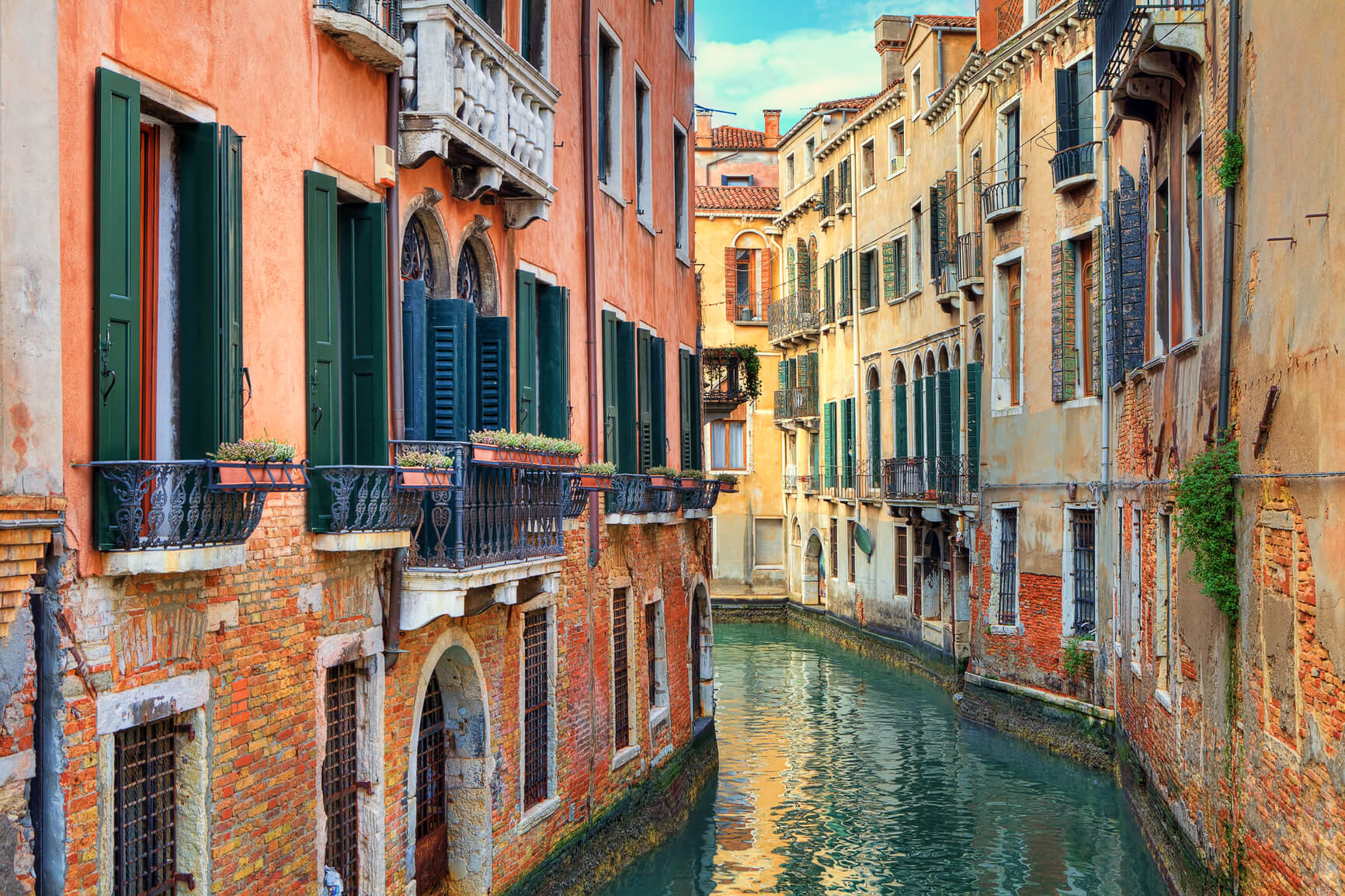 SUMMER: Los Angeles to Venice, Italy for only $490 roundtrip