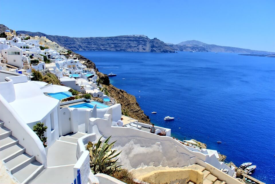 SUMMER: New York, Boston or Chicago to the Greek island of Santorini from only $562 roundtrip