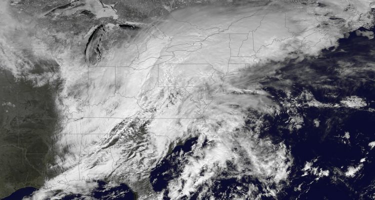 State of emergency in East Coast USA as Storm Stella causes thousands of flights to be cancelled | Secret Flying