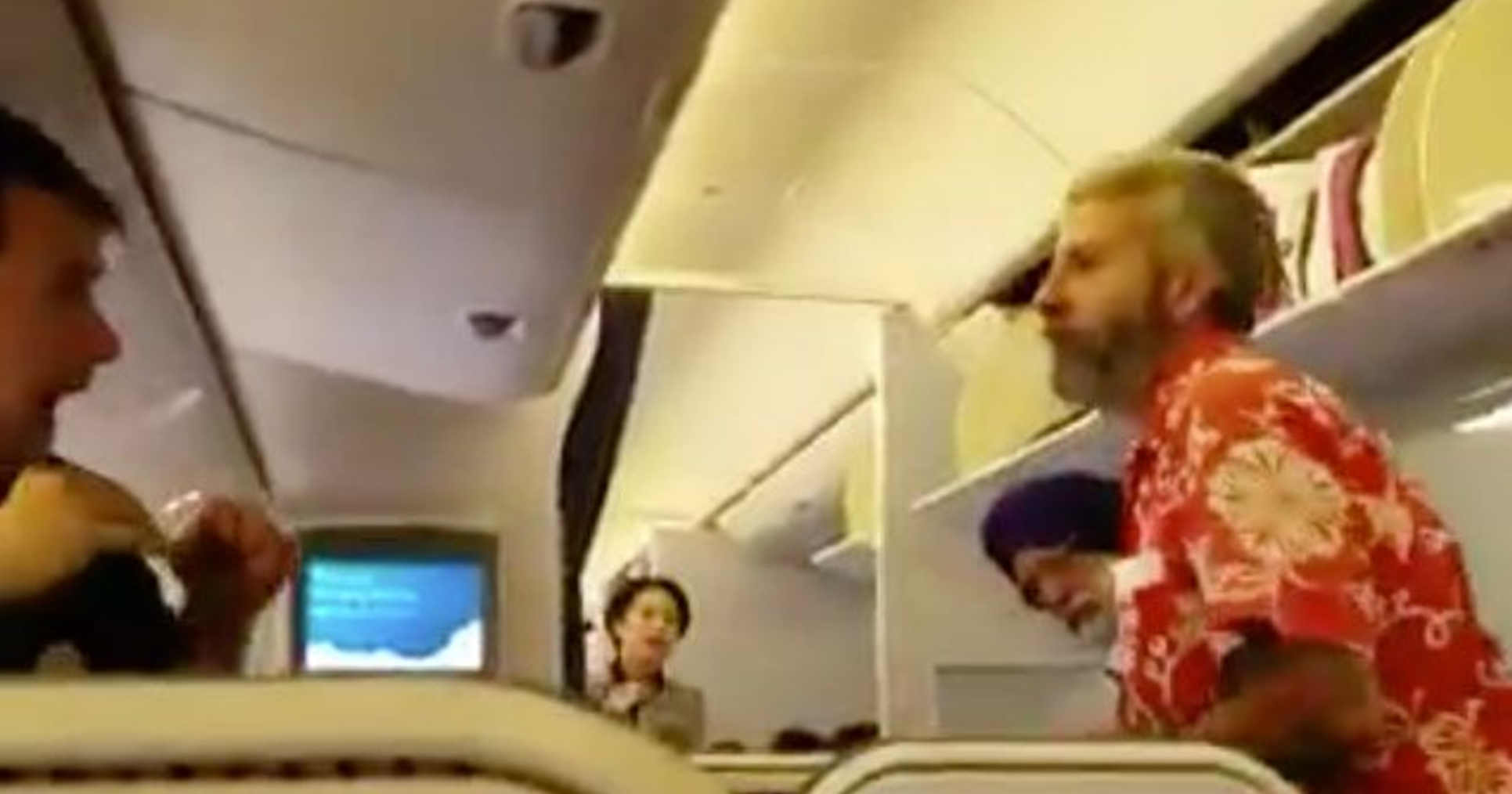 VIDEO: Two men violently brawl on a flight from Tokyo to Los Angeles