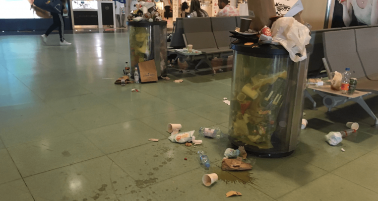 Filthy conditions at Ibiza airport as cleaners go on strike | Secret Flying Filthy conditions at Ibiza airport as cleaners go on strike | Secret Flying