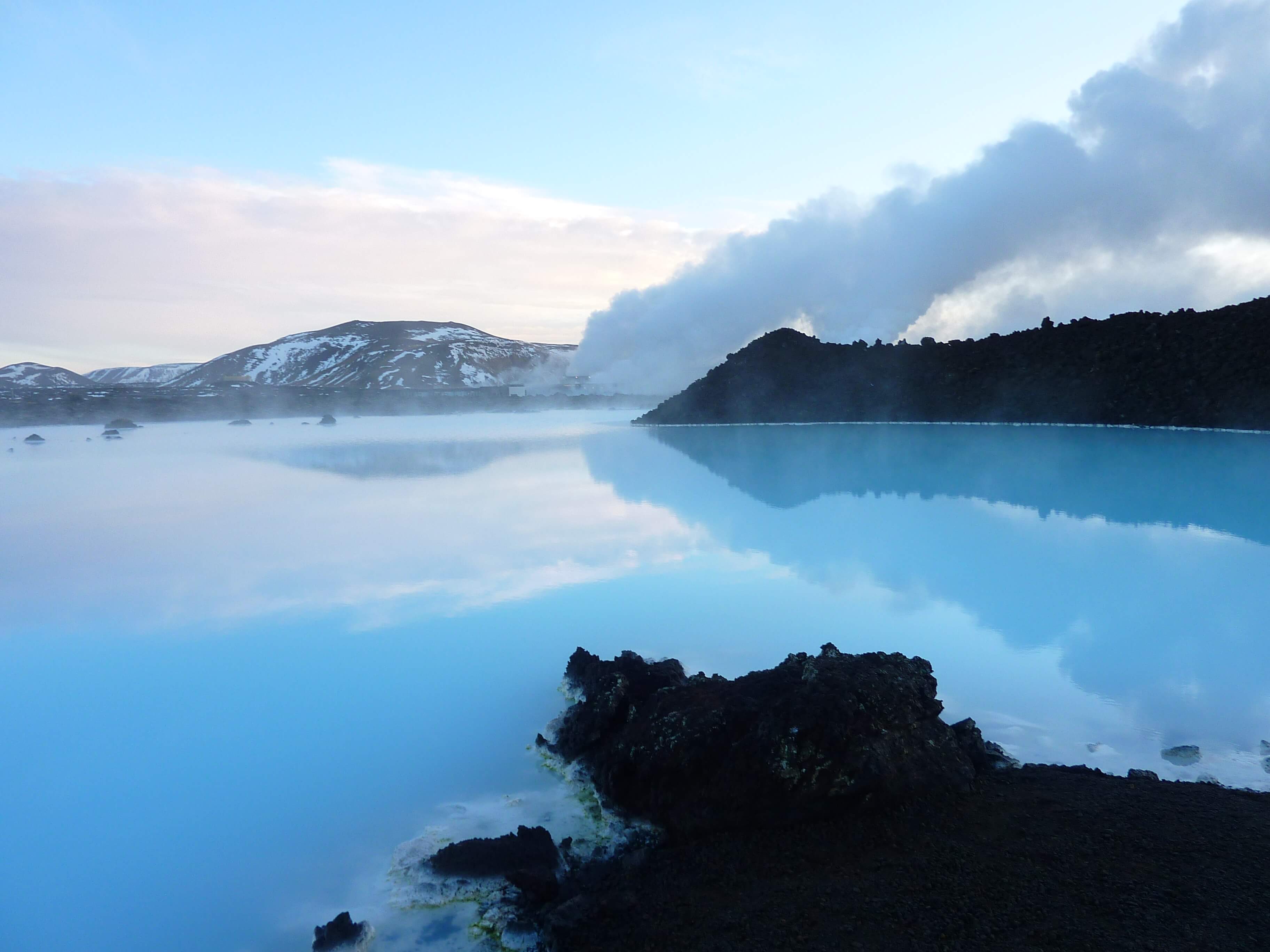 Non-stop from Calgary, Canada to Reykjavik, Iceland for only $524 CAD roundtrip