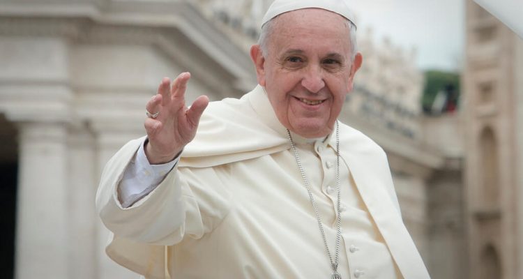 VIDEO: Pope Francis marries cabin crew couple in an impromptu midair wedding | Secret Flying