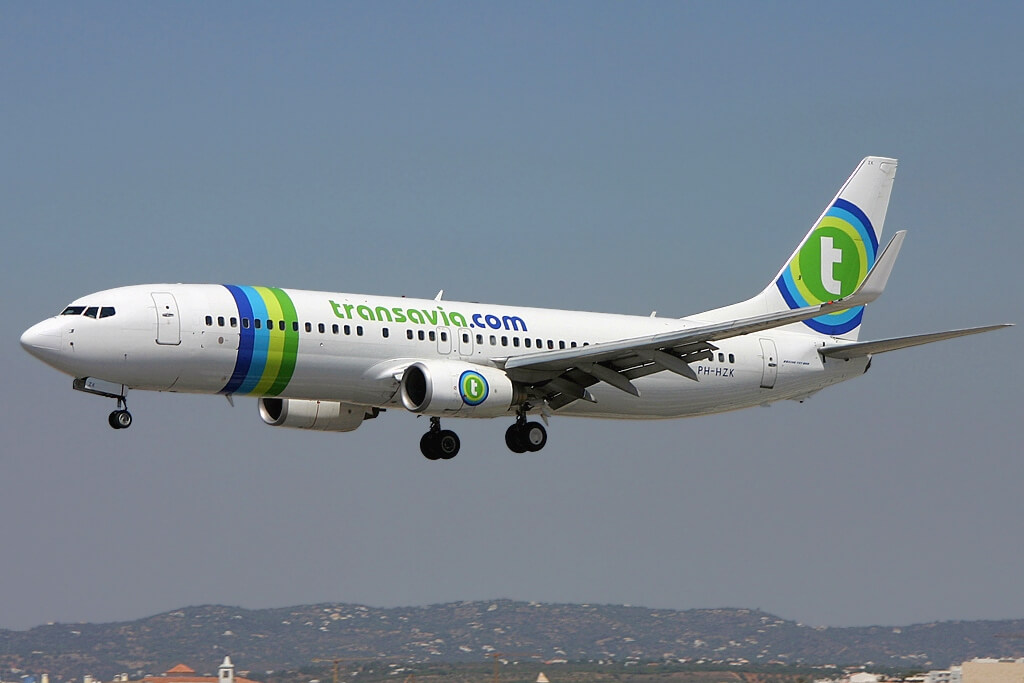 Man’s excessive farting forces plane to make emergency landing