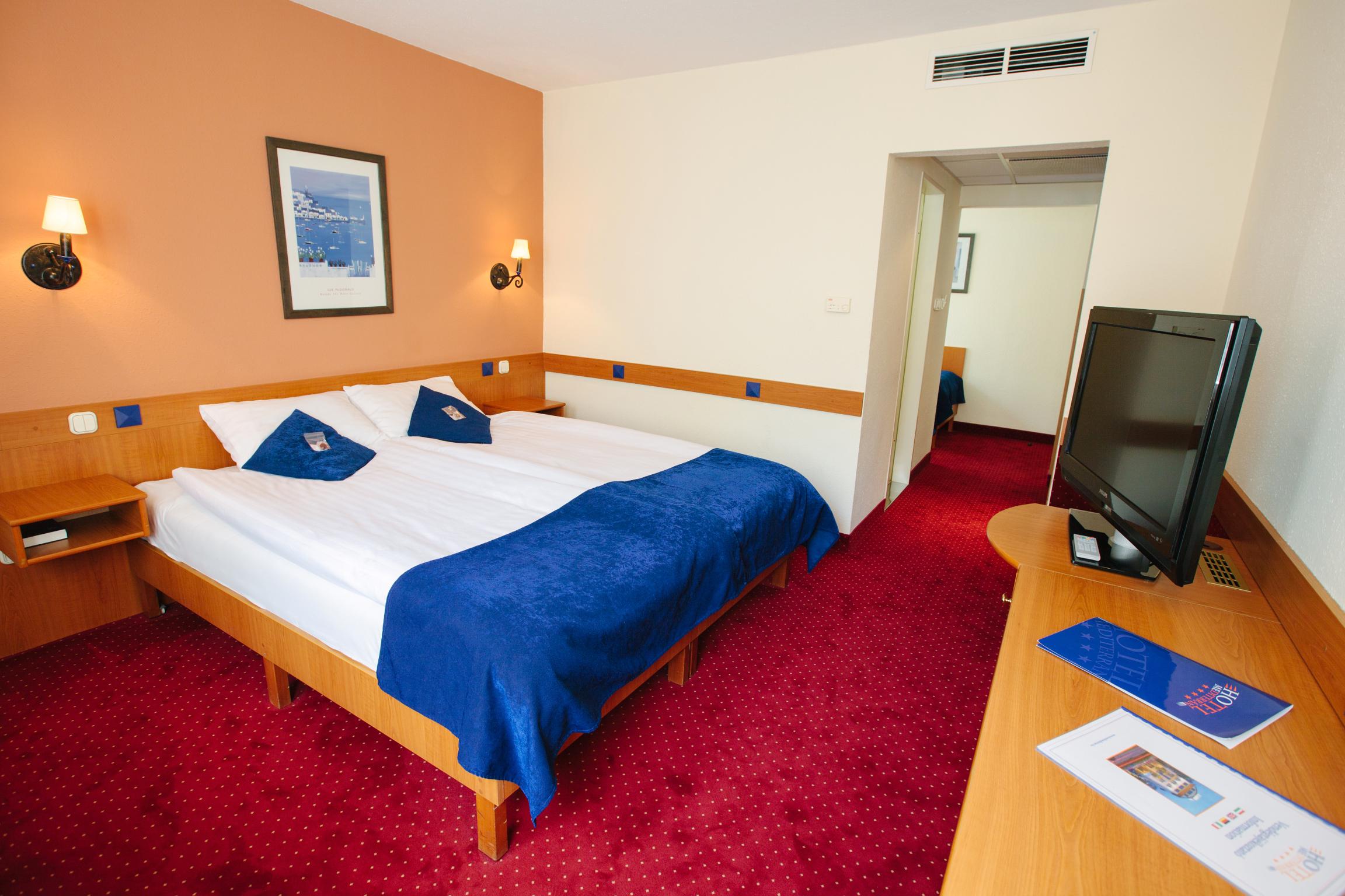 4* Hotel Mediterran in Budapest, Hungary for only $33 USD per night