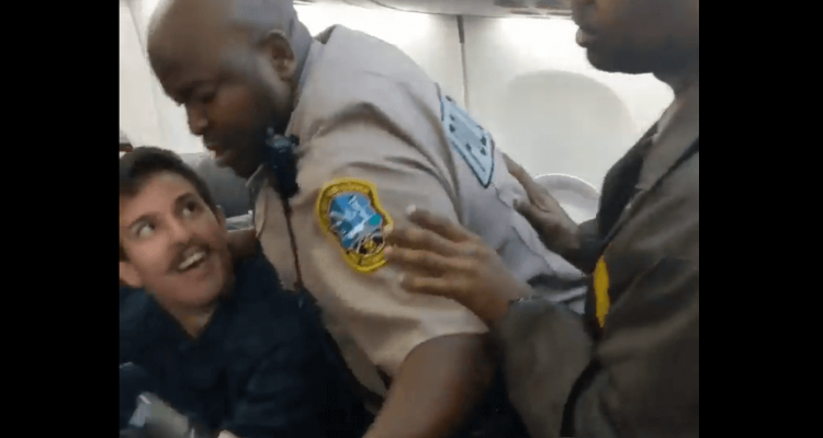 VIDEO: Miami-Dade police repeatedly taser man on American Airlines flight | Secret Flying