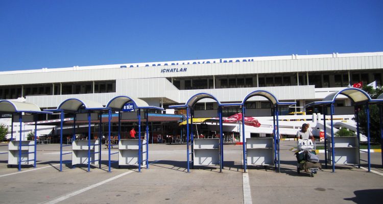 British man dies falling from plane at Dalaman airport in Turkey | Secret Flying British man dies falling from plane at Dalaman airport in Turkey | Secret Flying