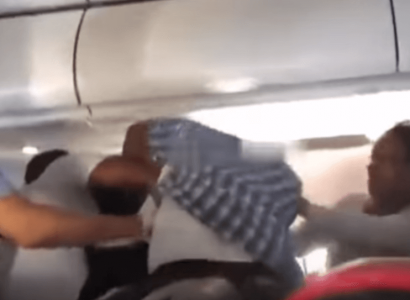 VIDEO: Drunk American Airlines passenger arrested after brawling when he wasn’t served more beer | Secret Flying