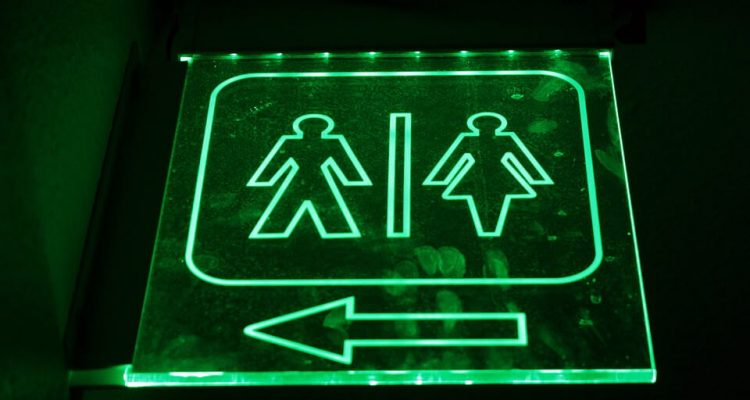 Chinese public toilets go hi-tech with Wi-Fi and facial recognition | Secret Flying Chinese public toilets go hi-tech with Wi-Fi and facial recognition | Secret Flying