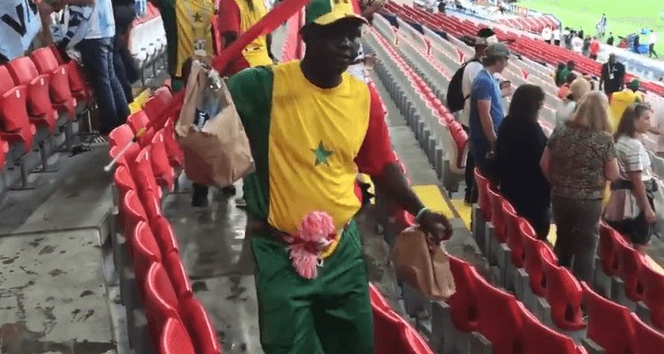 Senegal and Japan World Cup fans praised for cleaning up stadiums after match | Secret Flying Senegal and Japan World Cup fans praised for cleaning up stadiums after match | Secret Flying