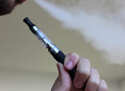 Pilot ‘smoking e-cigarette’ caused Air China flight to suddenly plunge | Secret Flying