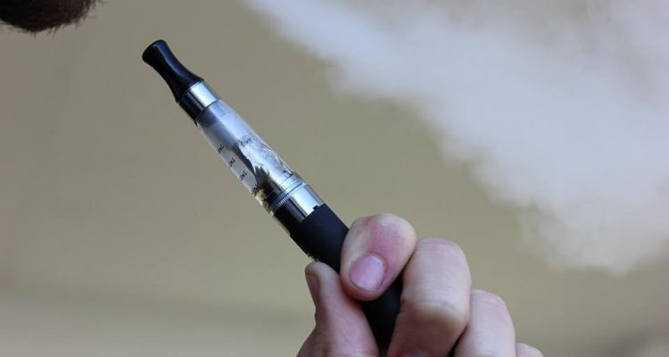 Pilot ‘smoking e-cigarette’ caused Air China flight to suddenly plunge | Secret Flying Pilot ‘smoking e-cigarette’ caused Air China flight to suddenly plunge | Secret Flying