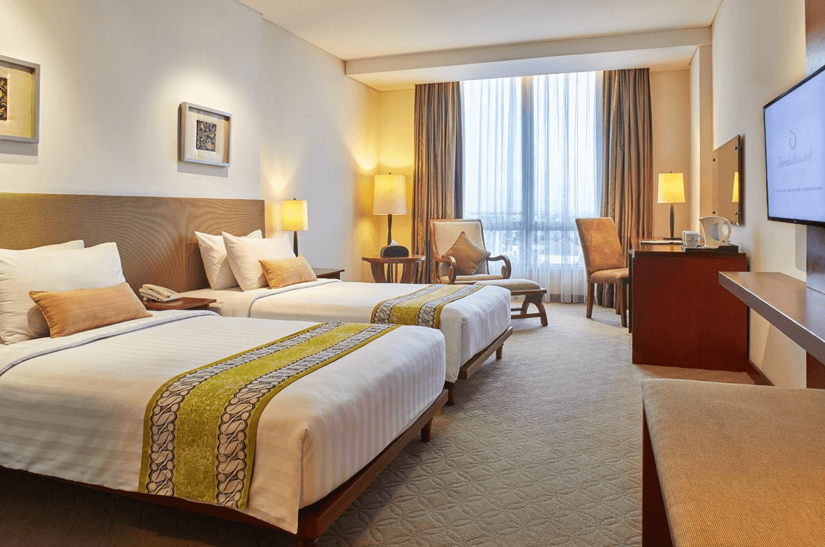 4* Jambuluwuk Malioboro in Yogyakarta, Indonesia for only $28 USD per night