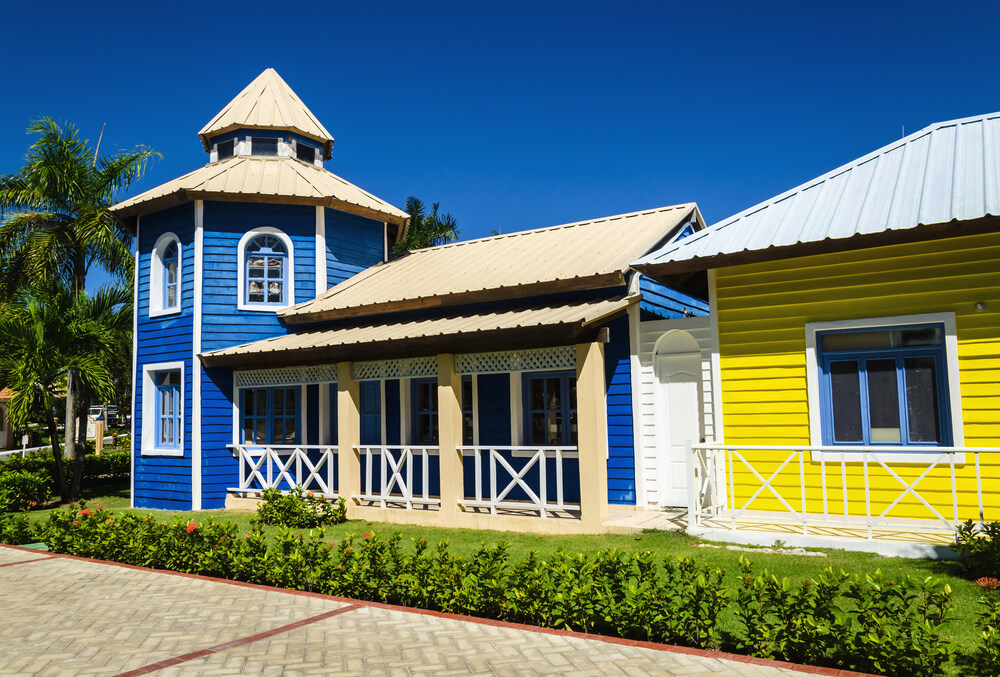 Non-stop from Brussels, Belgium to Martinique for only €362 roundtrip (Aug-Oct dates)