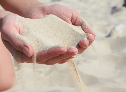 Sardinia cracks down on tourists stealing sand with hefty fines | Secret Flying