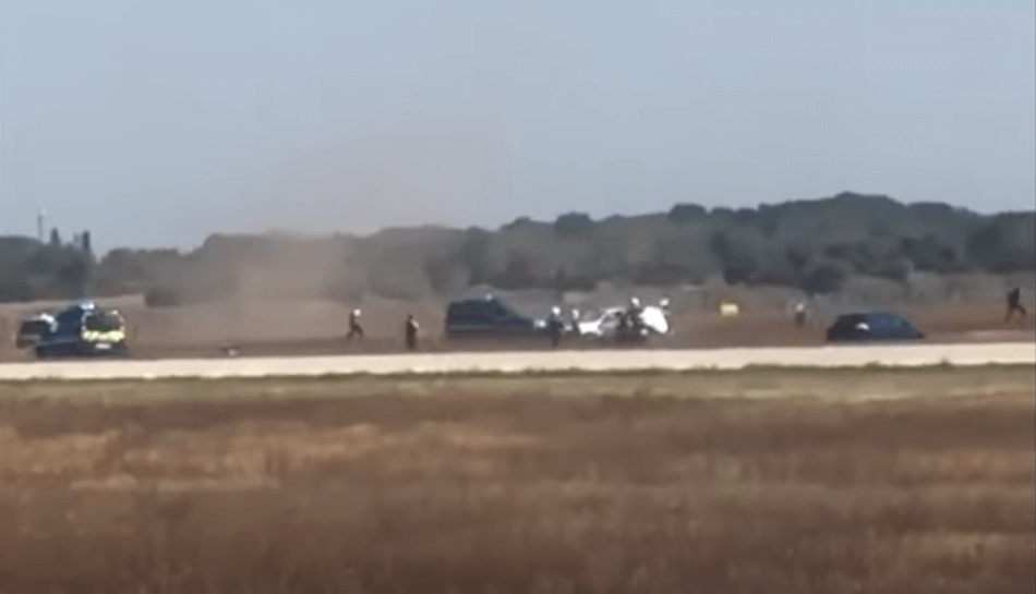 VIDEO: Lyon airport shut down after car chase on runway