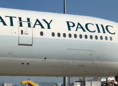 Cathay Pacific spells its own name wrong on side of plane | Secret Flying