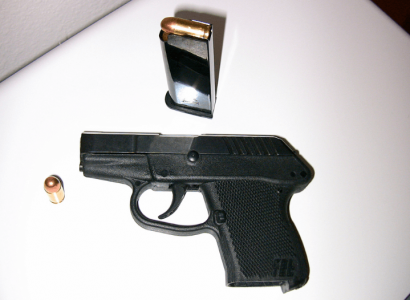Pilot arrested at Florida airport with loaded gun in carry-on | Secret Flying