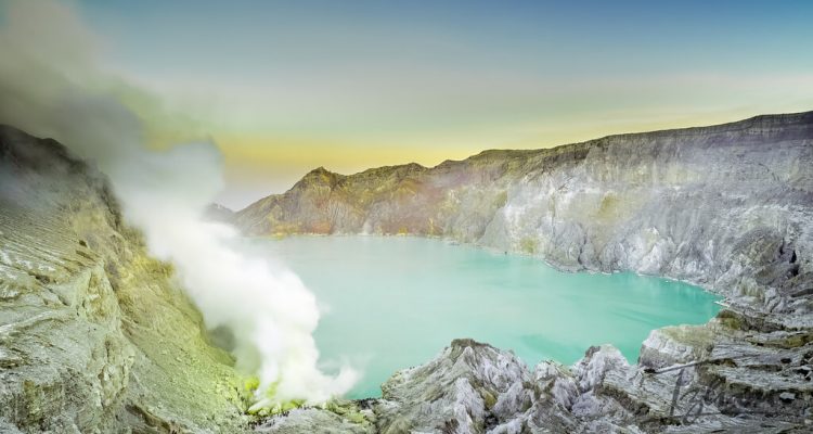 Flight deals from Manchester, UK to Surabaya, Indonesia | Secret Flying
