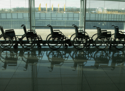 American Airlines claims to have video proof passenger was not abandoned in wheelchair overnight | Secret Flying