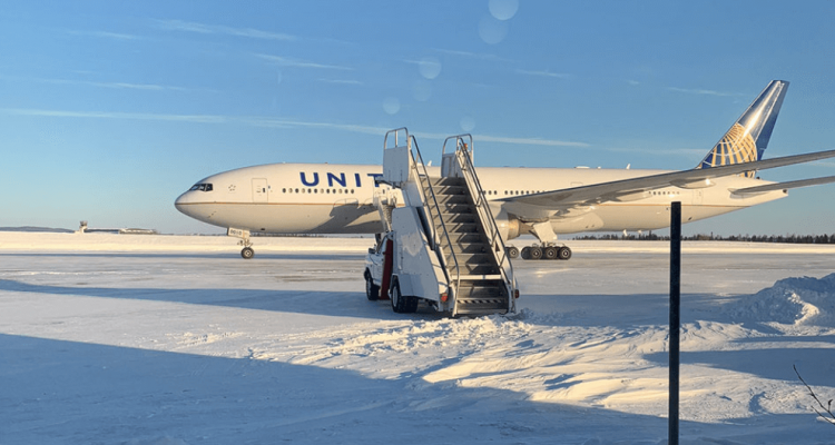 United passengers spent over 14-hours stuck on Canadian runway | Secret Flying United passengers spent over 14-hours stuck on Canadian runway | Secret Flying