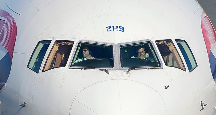 British Airways suspends pilots over racist and pornographic emails | Secret Flying