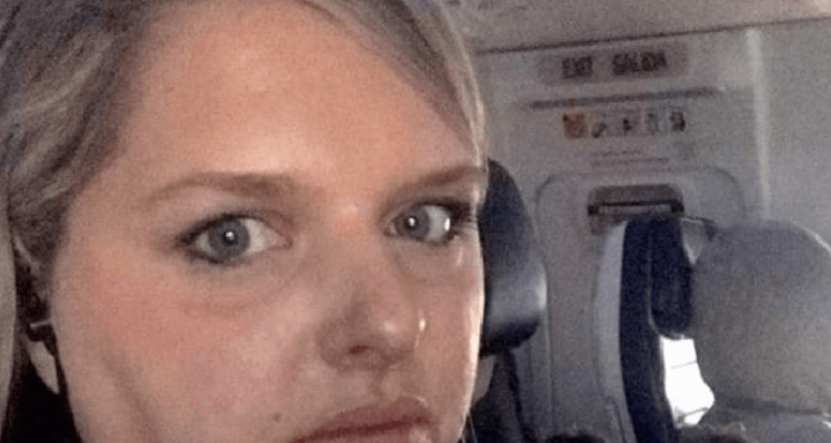 Mother posts open letter to passenger ‘annoyed’ by her crying child | Secret Flying