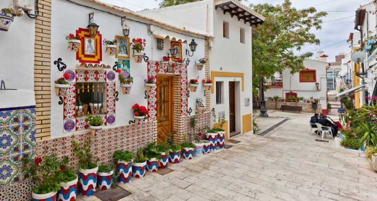 Flight deals from Seattle to Alicante, Spain | Secret Flying Flight deals from Seattle to Alicante, Spain | Secret Flying