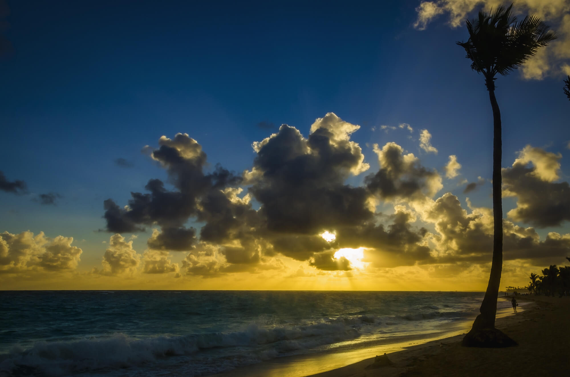 SUMMER: Non-stop from London, UK to Antigua and Barbuda for only £376 roundtrip (Oct-Jul dates)