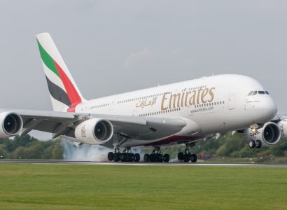Emirates agrees to cap ticket sales so London’s Heathrow can cope with travel chaos | Secret Flying