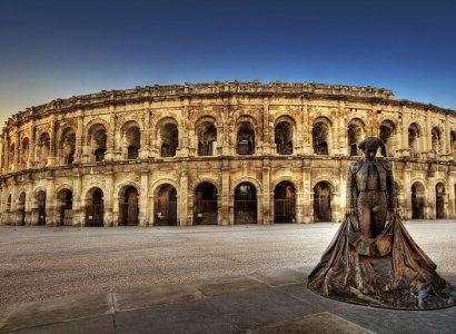 Flight deals from London, UK to Nimes or La Rochelle, France | Secret Flying