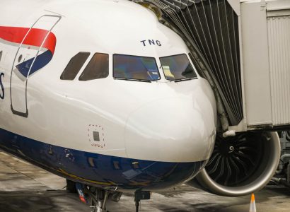 Eighteen British tourists kicked off plane in Israel after one threatened to blow it up | Secret Flying