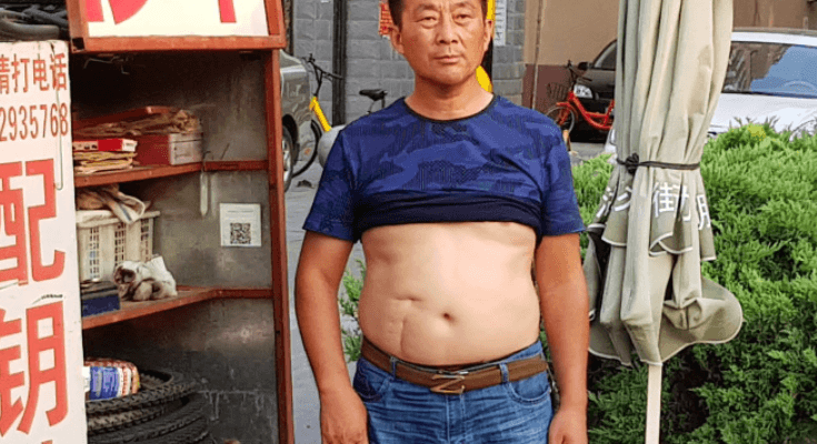 Chinese city bans men from exposing their sweaty bellies | Secret Flying