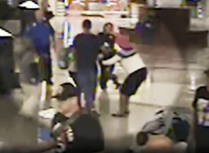 VIDEO: Parents fight off woman trying to kidnap their child at Atlanta airport | Secret Flying