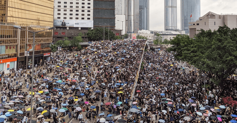 Hong Kong Airport cancels all flights as mass protests escalate
