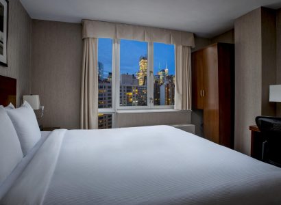 Cheap hotel deals in  at the 4* DoubleTree by Hilton New York Times Square South in New York, USA | Secret Flying