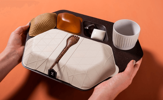 New edible flight meal trays to reduce airline waste