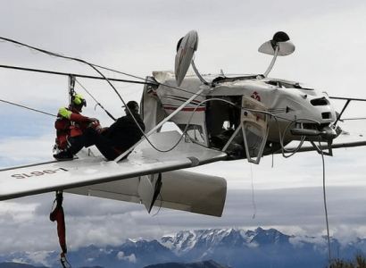 ‘Miracle’ escape after plane gets tangled into ski lift cables in Italian Alps | Secret Flying