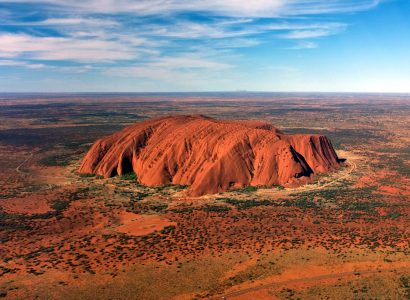 Tourists climb Uluru for the final time before permanent closure | Secret Flying