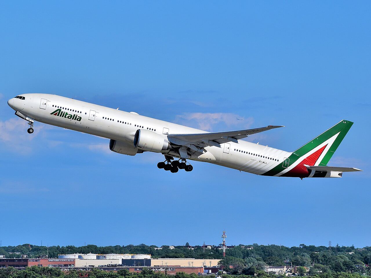 Business Class from Tel Aviv, Israel to Johannesburg, South Africa for only $918 USD roundtrip (lie-flat seats)