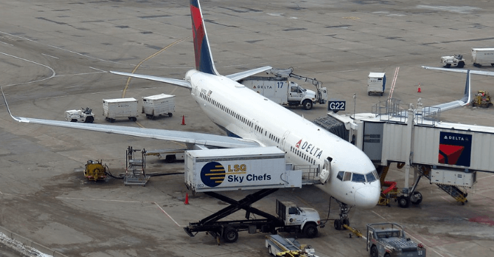Airline catering workers plan protests at major US airports over Thanksgiving weekend | Secret Flying