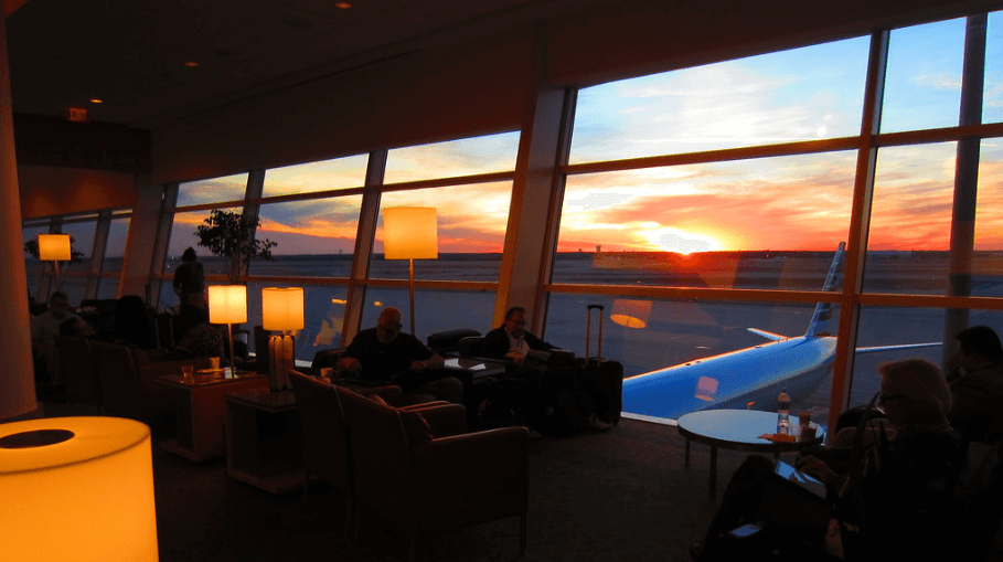 American Airlines takes Delta to court for using the word ‘flagship’
