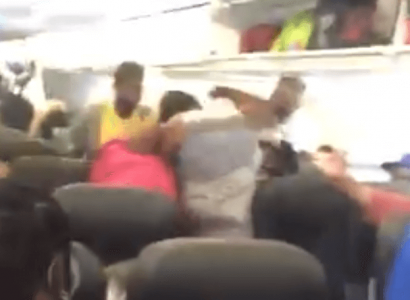 VIDEO: Another brawl on American Airlines flight over face masks | Secret Flying