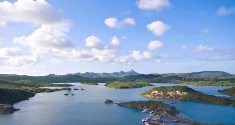 Flight deals from Calgary, Canada to Curacao | Secret Flying