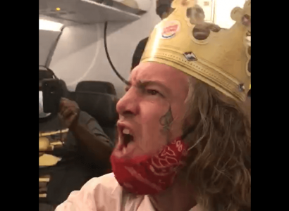 Man in paper Burger King crown shouting racial slurs creates chaos on JetBlue flight in Jamaica | Secret Flying