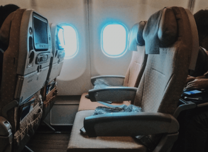 Airlines begin mass layoffs as federal aid hope fades | Secret Flying