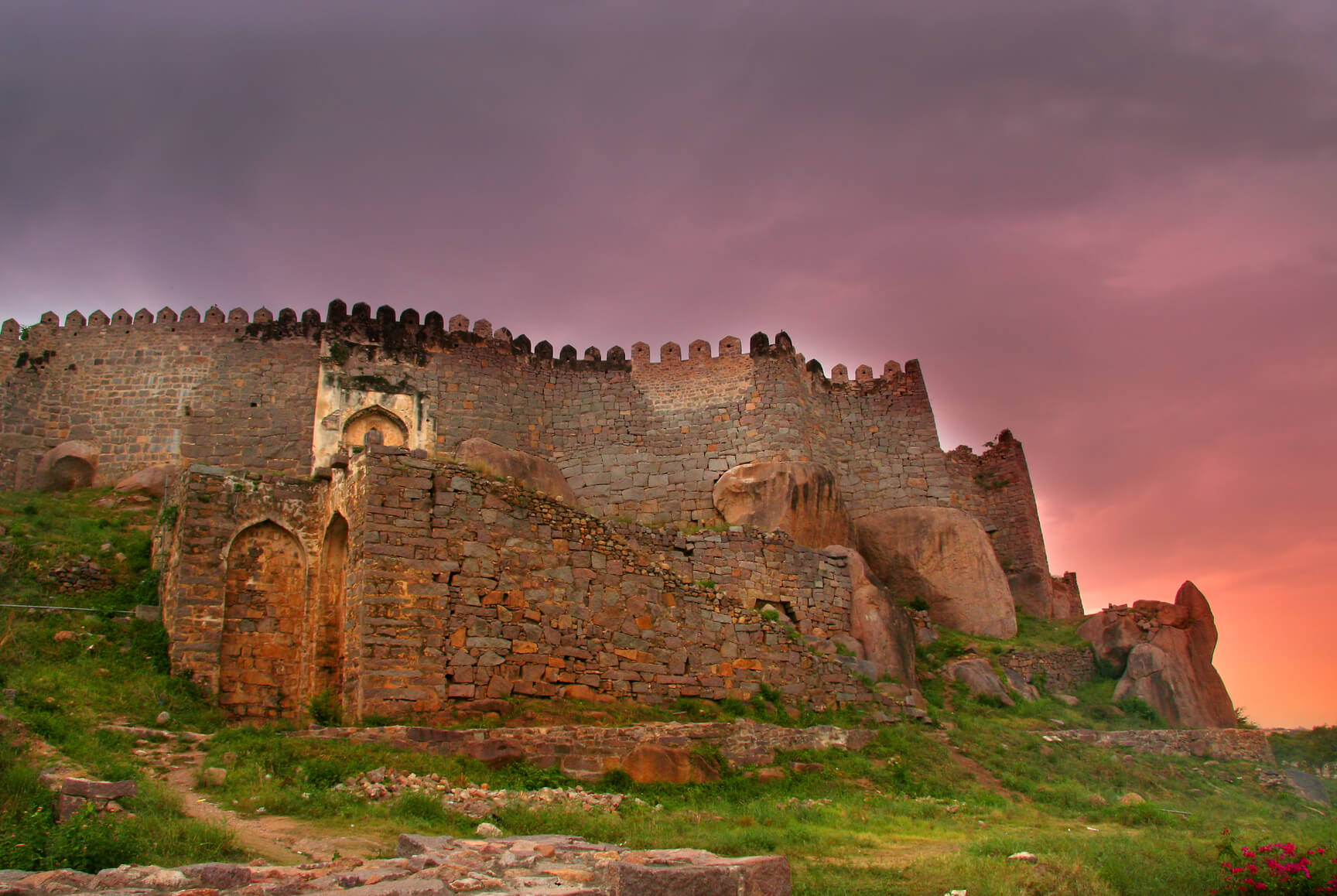 Muscat, Oman to Hyderabad, India for only $230 USD roundtrip